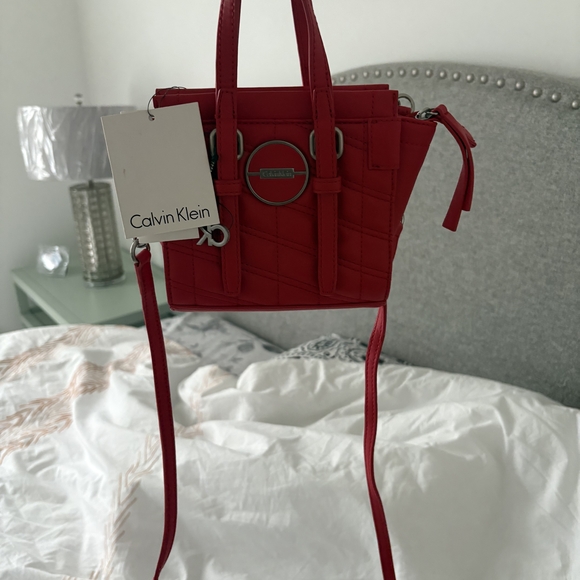 Calvin Klein Red Mini Quilted Bag - Picture 4 of 4